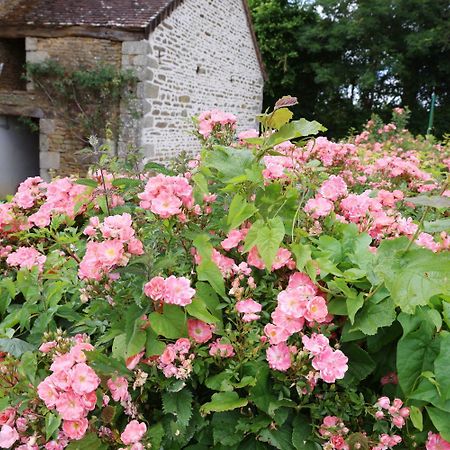 Chambre D'Hote Courtoux Saint-Denis-sur-Sarthon Dış mekan fotoğraf