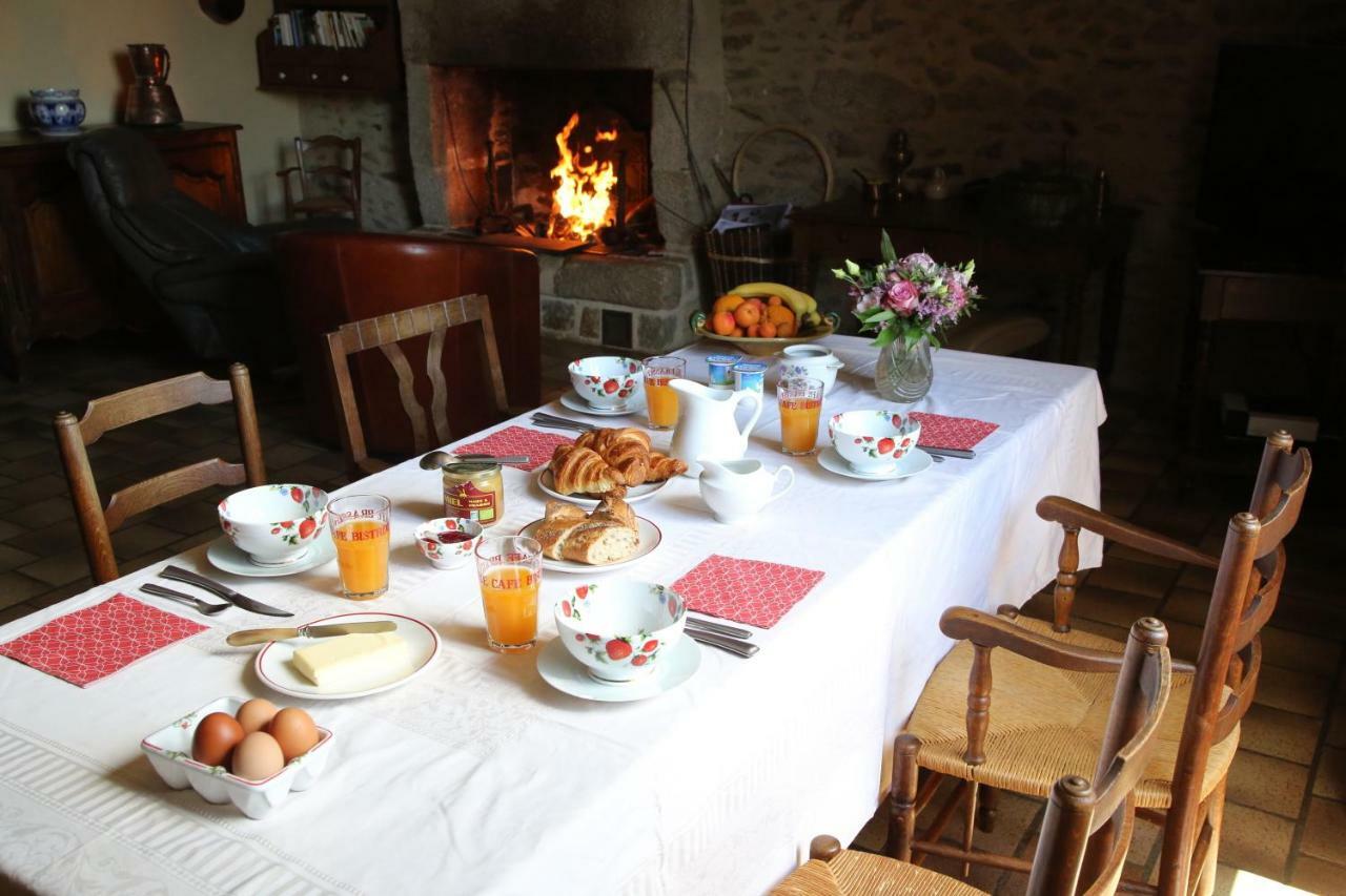 Chambre D'Hote Courtoux Saint-Denis-sur-Sarthon Dış mekan fotoğraf